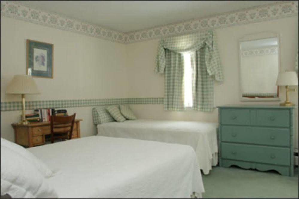 The Inn At Mount Snow West Dover Room photo